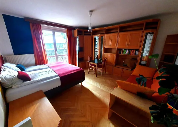 Wolfs Balkonruhe, Geraeumig S-bahn Krottenbach Homestay szállás Bécs