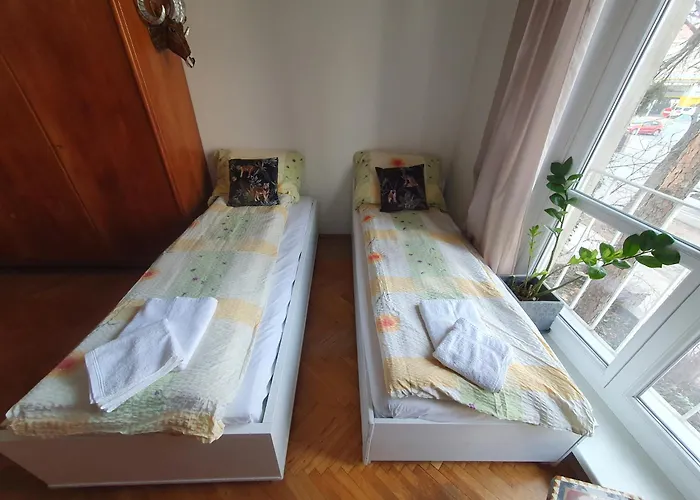 Homestay szállás Wolfs Balkonruhe, Geraeumig S-bahn Krottenbach